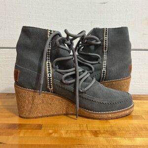 Pendleton Women's Islegate Wedge Boot